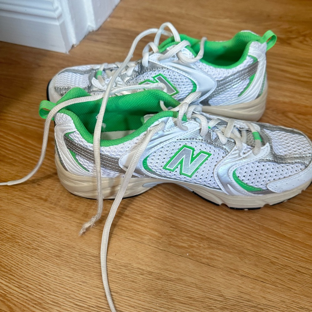 New Balance 530 Green and White
